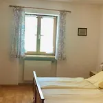 Mayerbauer مزرعة للإقامة *