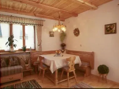 Farm stay Mayerbauer *