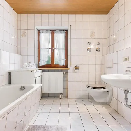 Farm stay Mayerbauer Piding
